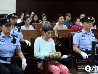 她拐卖了11个孩子,亲儿子都没放过,还有人性吗?