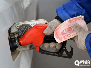 中国式油价预计将迎来大幅下调,其实国际上已经跌劈叉了